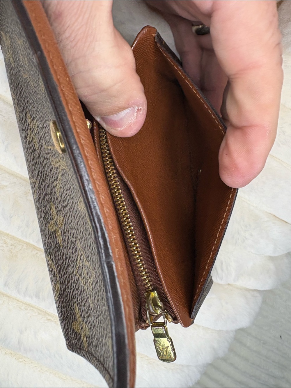 LOUIS VUITTON VINTAGE MONOGRAM PORTE MONNAIE BILLET TRESOR WALLET w COA - Picture 11 of 14